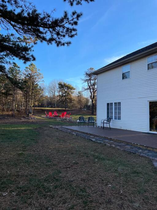 Quiet Private House W Hot Tub/Fire Pit/Games Villa Blakeslee Exterior photo